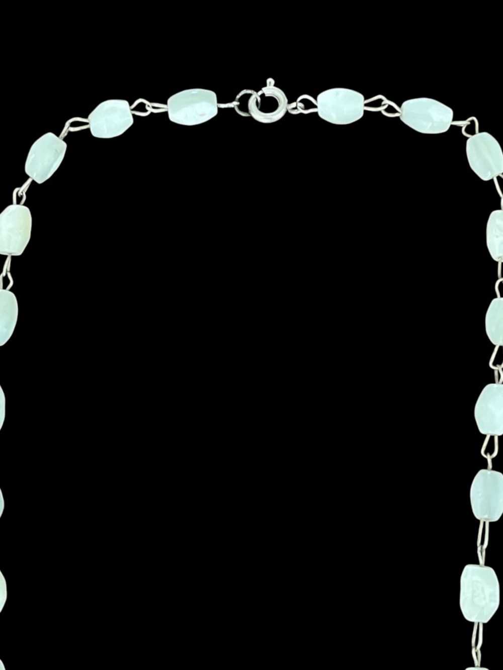 Vintage Mother of Pearl Beaded Necklace With Hand Carved Star of David - Picture 5 of 15